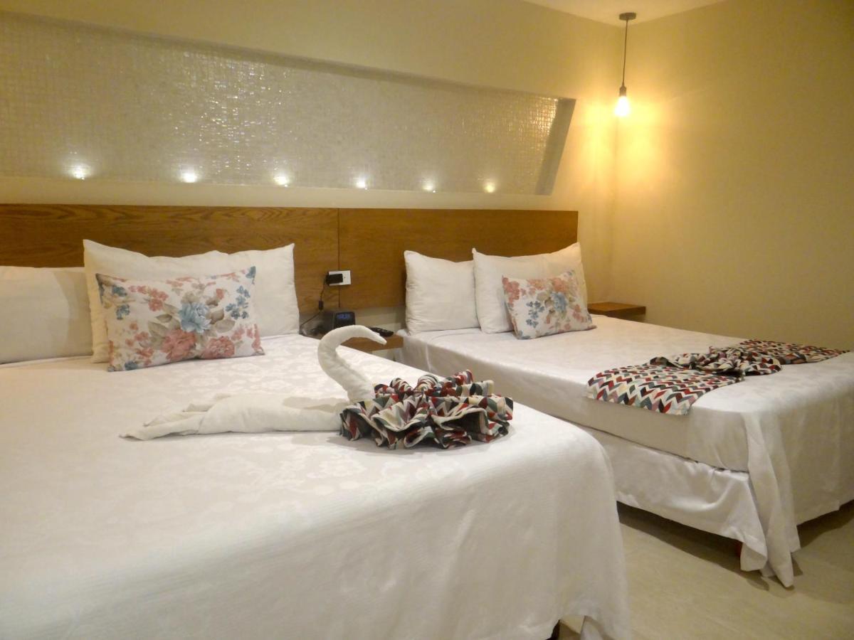 Brisas 10 Beachside Suites Cancun Exterior photo